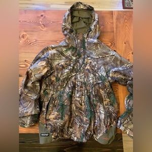 Real tree medium womens jacket